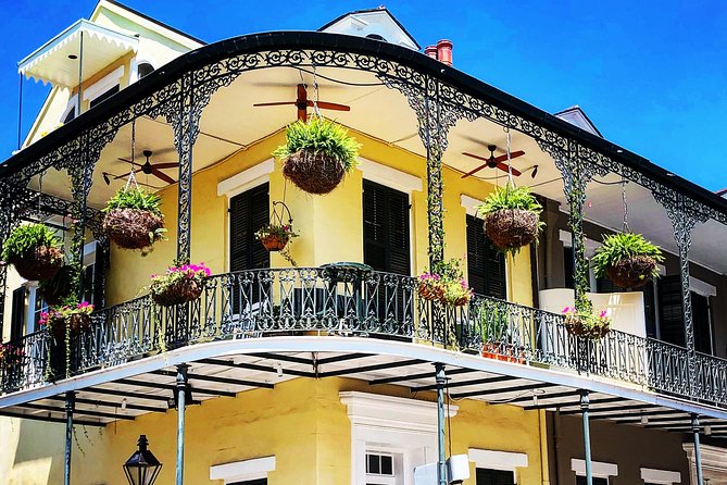 New Orleans French Quarter Architecture Walking Tour - Chartres Street: learning to spot Spanish-era to American-period changes