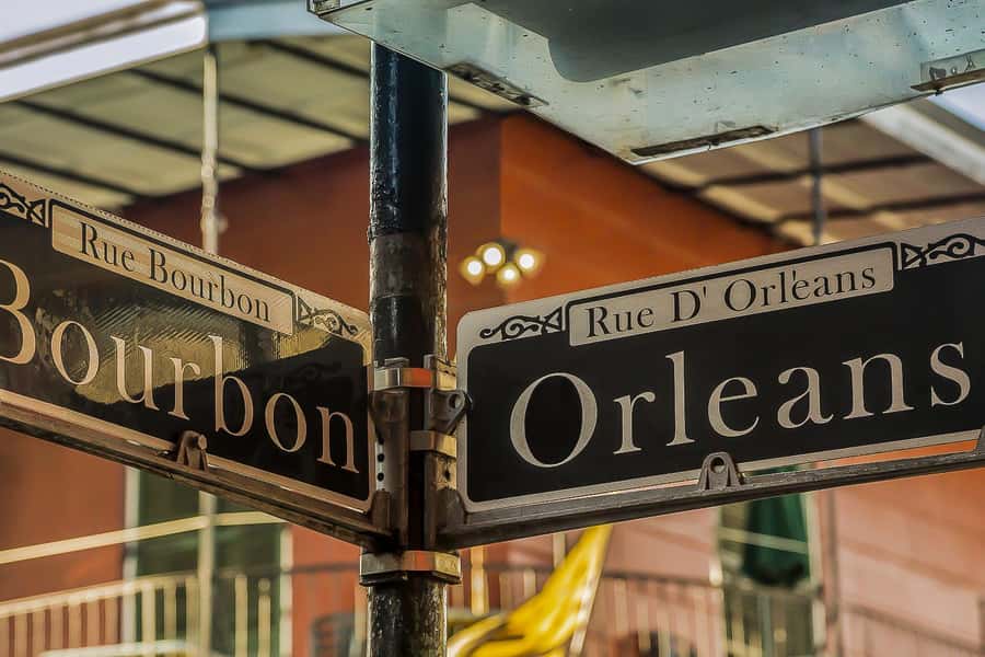 New Orleans: French Quarter Ghost and Legends Walking Tour - Price and value: is $25 a good deal for this kind of tour?