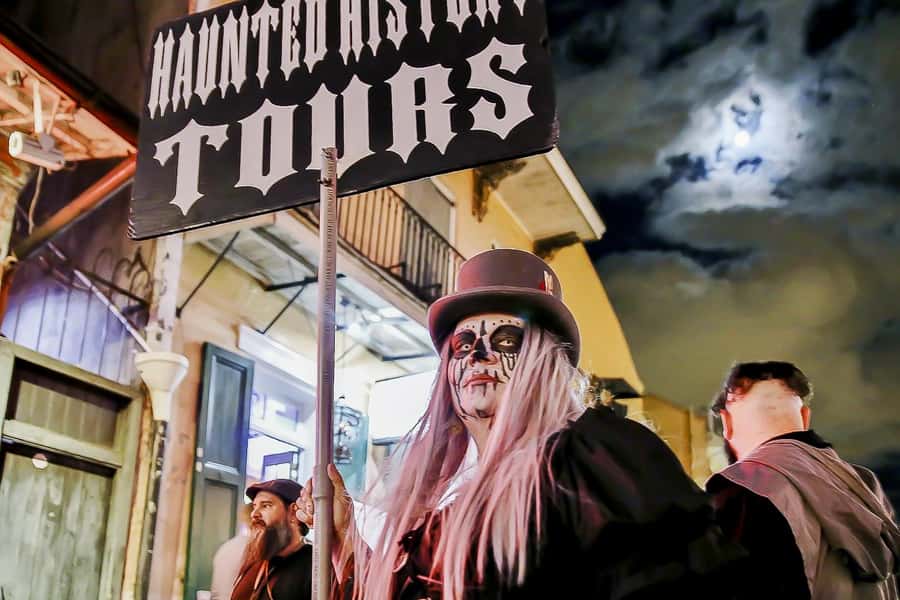New Orleans: French Quarter Ghost and Legends Walking Tour - What you actually get in a 2-hour French Quarter walk