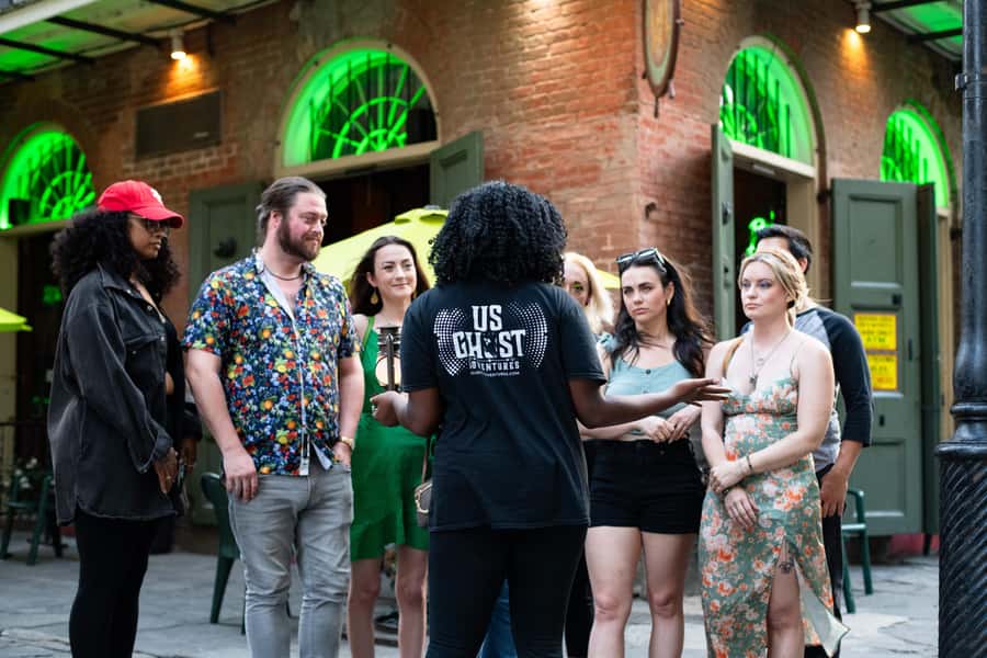 New Orleans: French Quarter Ghosts Haunted Walking Tour - Meet at Jackson Square: Finding Your Lantern Guide in Minutes