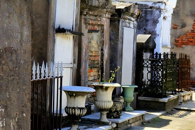 New Orleans French Quarter Private Walking Tour with a Guide - Where Your Tour Starts: 933 Conti St, Then Straight Into the French Quarter