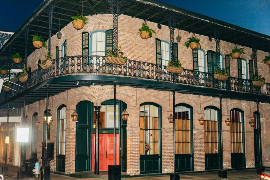 New Orleans: French Quarter Sightseeing Carriage Ride - Where to Meet: Red Umbrella Energy Near Jackson Square