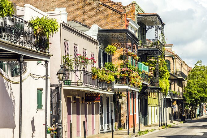 New Orleans French Quarter, Voodoo and Culture Walking Tour - The French Quarter walk: shotgun homes, Creole townhouses, and courtyards with jobs