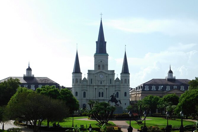 New Orleans French Quarter, Voodoo and Culture Walking Tour - Jackson Square and St. Louis Cathedral: quick stops with big context