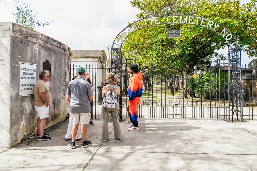 New Orleans: Garden District Food, Drinks & History Tour - Is $95 worth it? Here’s what you’re actually buying