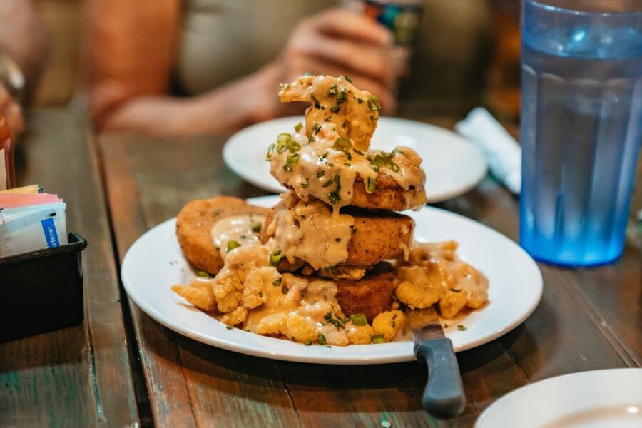 New Orleans: Garden District Food, Drinks & History Tour - Beignets and king cake flair: the sweet stop you’ll want to remember