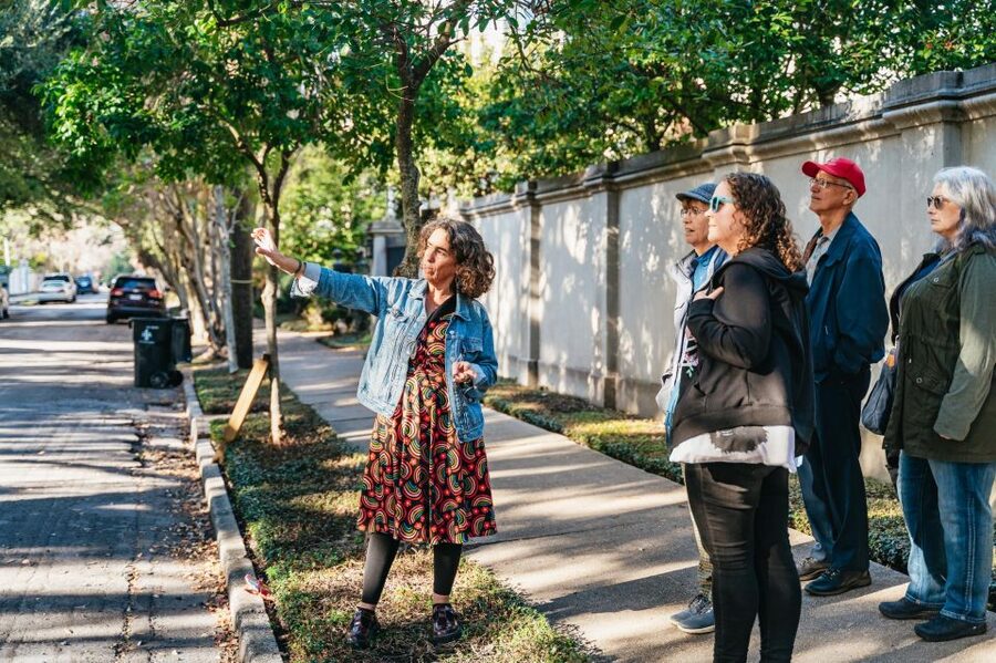 New Orleans: Garden District Guided Walking Tour - Key highlights to look for