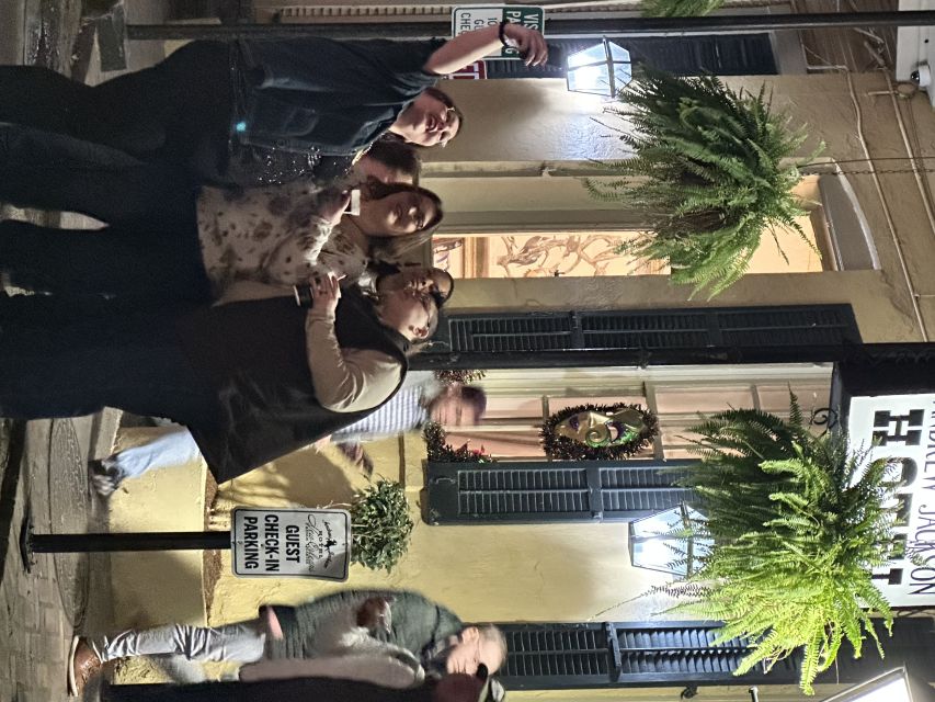 New Orleans: Ghost and Haunted Pub Crawl Tour with Free Shot - The Stops That Make This Tour Feel Like a Real NOLA Evening