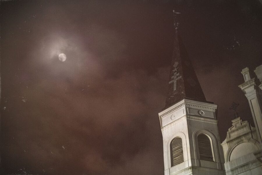 New Orleans: Ghost, Crime, Voodoo, and Vampires Guided Tour - Ghosts, crime, and voodoo: what this tour really is