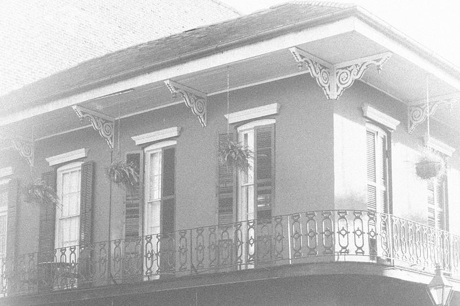 New Orleans Ghost Tour: Go Inside a Haunted Location - Place d’Armes Hotel Courtyard: The Unique Stop Most Tours Skip
