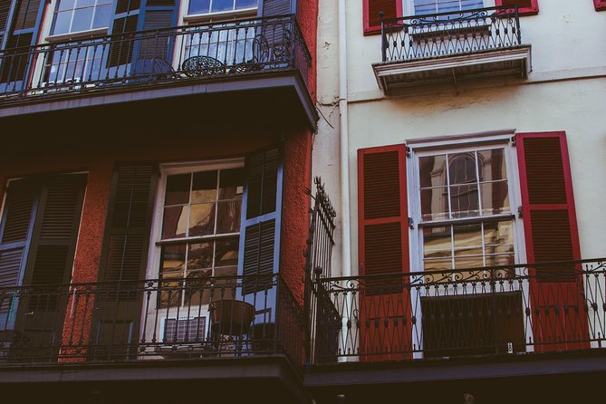 New Orleans Ghost Tour: Go Inside a Haunted Location - Lalaurie Mansion Photo Moment: American Horror Story Fans Will Recognize It