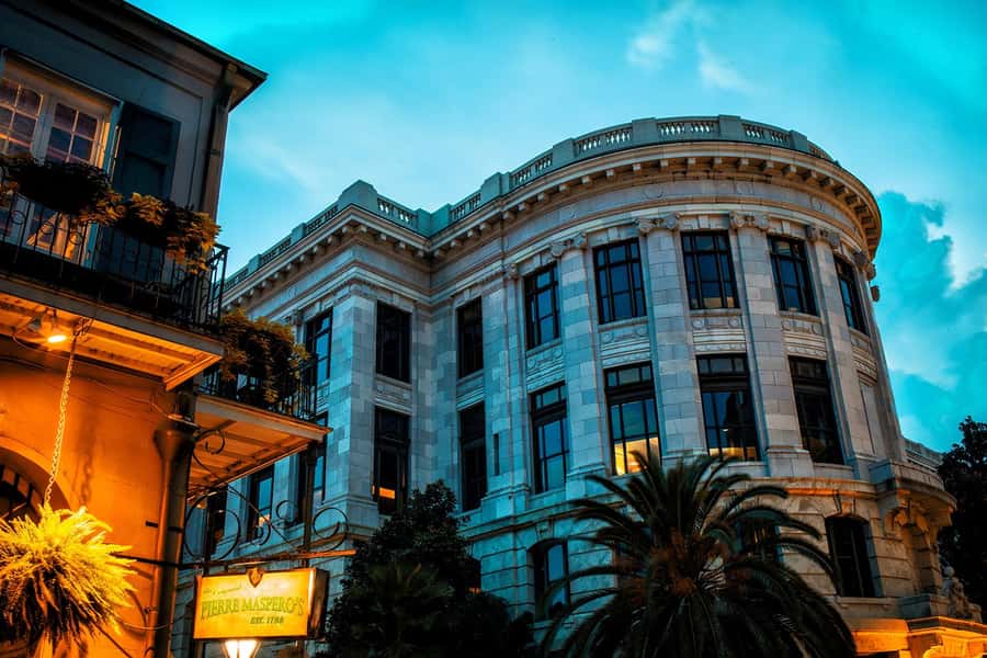 New Orleans: Ghosts & Spirits Interactive Walking Tour - Augmented Reality on the walk: phone setup, Android notes, and what to expect