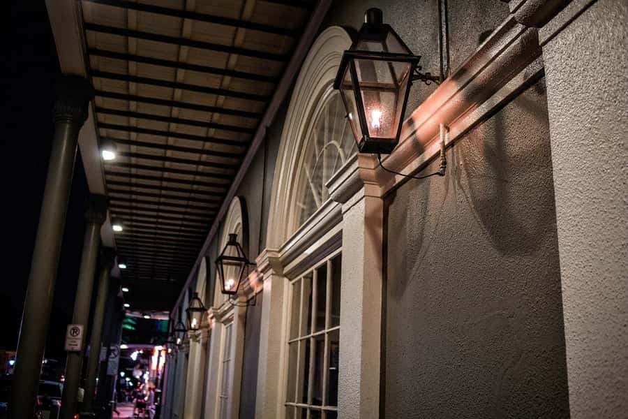 New Orleans: Ghosts & Spirits Interactive Walking Tour - Who should book this, and who might want a different style?