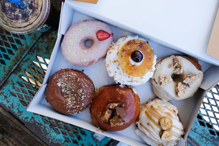 New Orleans: Guided Delicious Beignet Tour with Tastings - Stop 2: District Donuts and the Oversized Donut Factor