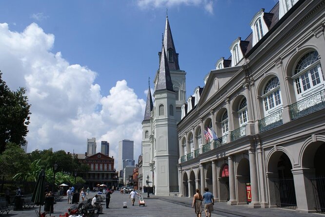 New Orleans Haunted Legends & Scandals Small Group Tour - Key highlights worth knowing before you go