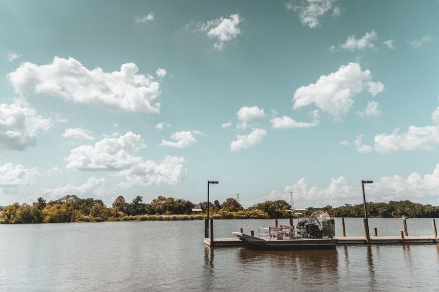 New Orleans: High Speed 16 Passenger Airboat Ride - What the ride is really like on a 16-passenger airboat