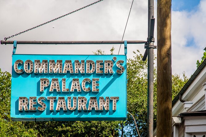 New Orleans Highlights of the Garden District Walking Tour - Stop 3: Buckner Mansion and why AHS fans make this their must-see