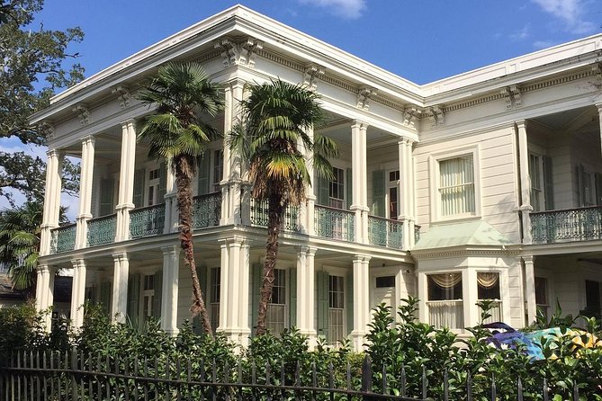 New Orleans Homes of the Rich and Famous Tour of the Garden District - Stop 2 on Prytania Street: Antebellum Charm in 15 Minutes