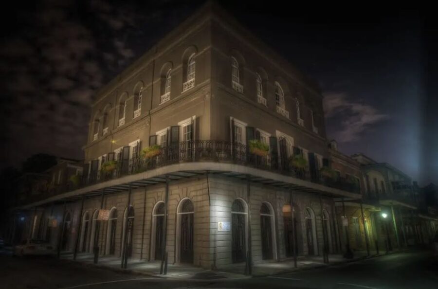 New Orleans: Killers and Thrillers Walking Tour - Crime, Ghosts, And The Story Of A Young Prince