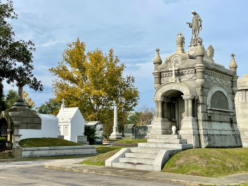 New Orleans: Millionaire’s Tombs of Metairie Cemetery Tour - Learning the People: Mob Bosses, Mayors, Carnival Kings, and More