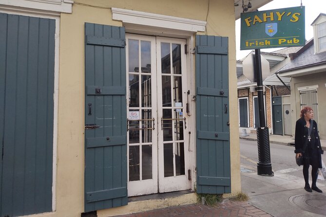 New Orleans Original True Crime Pub Crawl - What kind of “true crime” this is (and what to do with that)