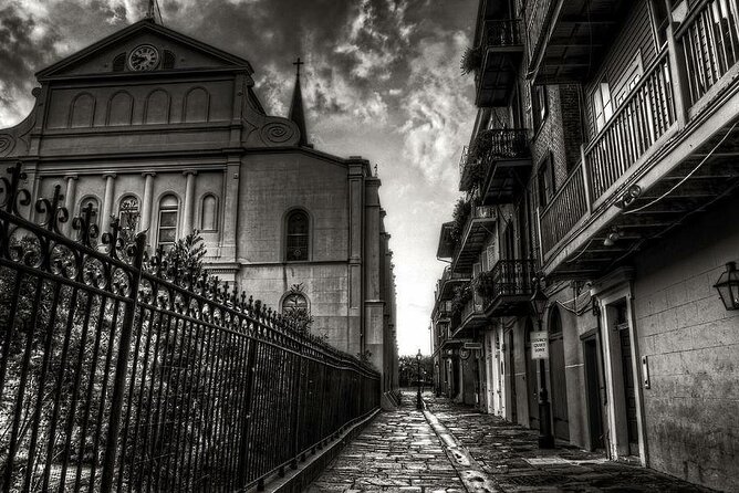 New Orleans Paranormal Investigation - Who should book this paranormal investigation walk