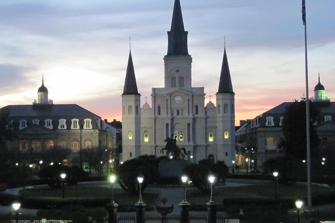 New Orleans Private Custom City Tour with St. Louis Cemetery No 3 - Stop 1: New Orleans highlights and getting your bearings fast