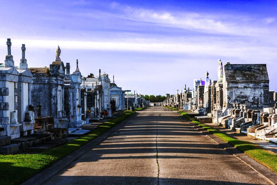 New Orleans: Secrets and Societies Cemetery Experience - From G’s Pizza to New Orleans’ Above-Ground Tomb Maze