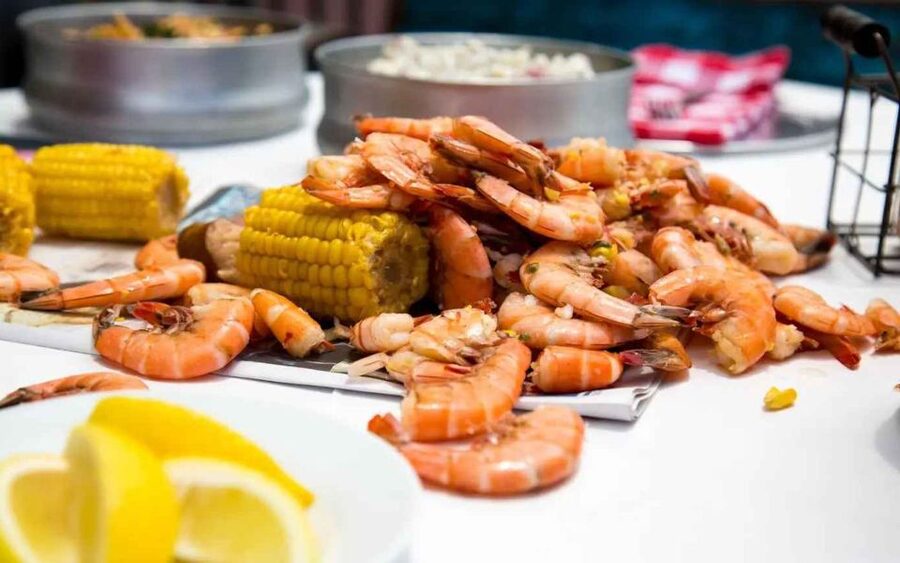 New Orleans: Shrimp Boil Experience in French Quarter - What you’re actually booking for $99: a focused Cajun dinner evening