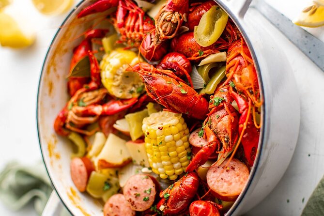 New Orleans Soul Food Tour with Hotel Pickup and Drinks - Mardi Gras World and Fat Tuesday Fashion Energy