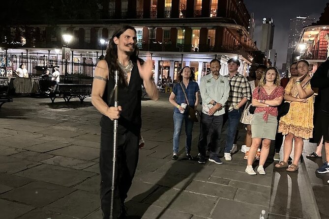 New Orleans True Crime Ghost Hunt and Tour - Drink stop reality: absinthe is optional, costs aren’t included