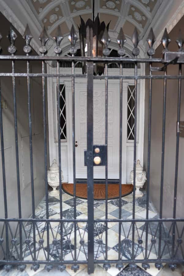 New Orleans: True Crime Pub Crawl - How a New Orleans True Crime Pub Crawl Actually Feels in Real Life