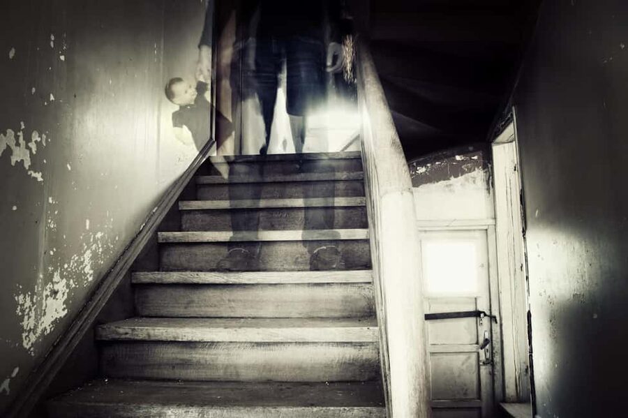New Orleans: Vampires, Voodoo, and Ghosts Tour - Old Ursuline Convent: Getting the Setting Behind the Legend