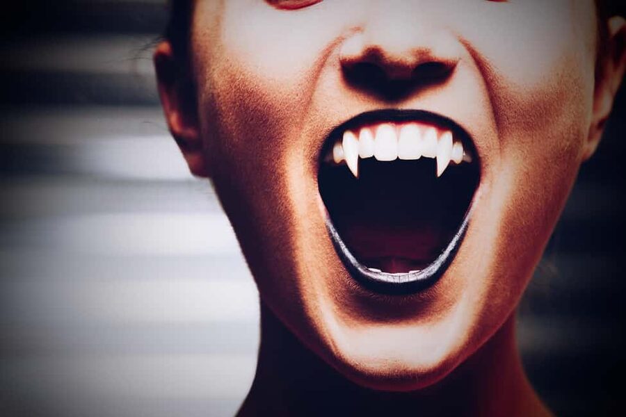 New Orleans: Vampires, Voodoo, and Ghosts Tour - Why This Walk Works: Historian Storytelling With a Spooky Twist