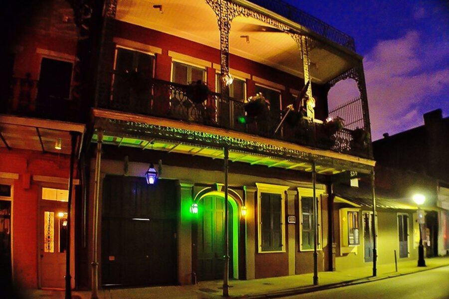 New Orleans Voodoo, Mystery, and Paranormal Tour - Meeting at Lafitte’s Blacksmith Shop: the gate detail that matters