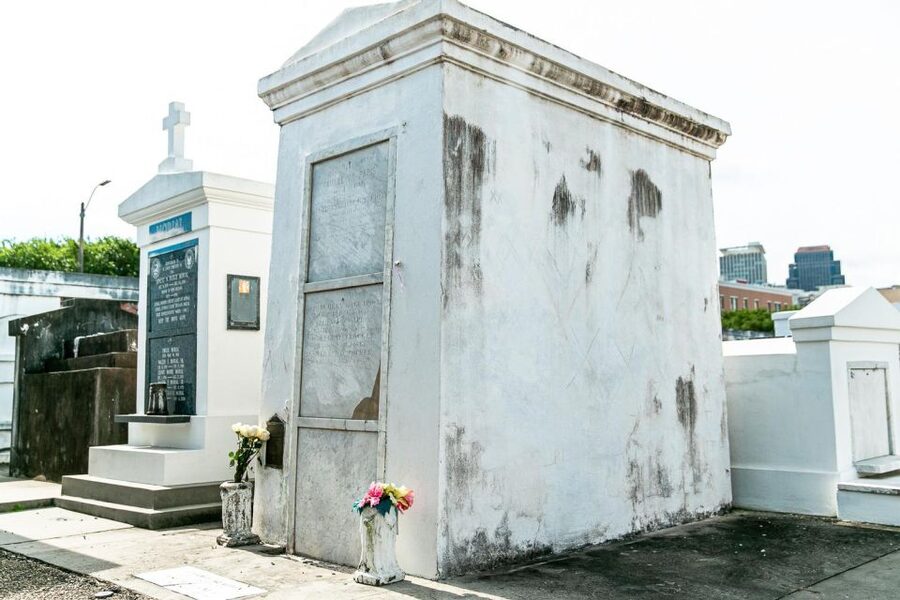 New Orleans: Walking Tour Inside St. Louis Cemetery No. 1 - Price and value: $25 for an authorized cemetery visit