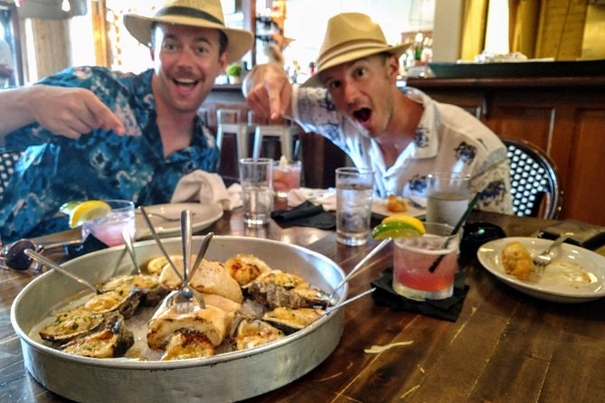New Orleans Weekend Garden District Food and History Tour - Lafayette Cemetery No. 1 to Magazine St: the route you’ll remember