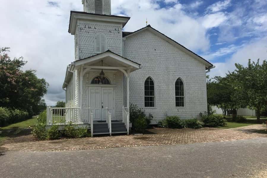 New Orleans: Whitney Plantation Audio Tour with Transfers - Audio headset strategy: self-paced, but not casual