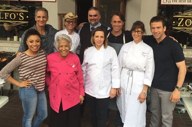 NOLA Carte Food Tour: 300 Years of Flavor in the French Quarter - Po’Boys and Beignets: How the Classics Fit the 300-Year Narrative