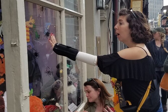 Nutty New Orleans Scavenger Hunt - Getting Started at Ignatius J. Reilly Statue on Canal Street