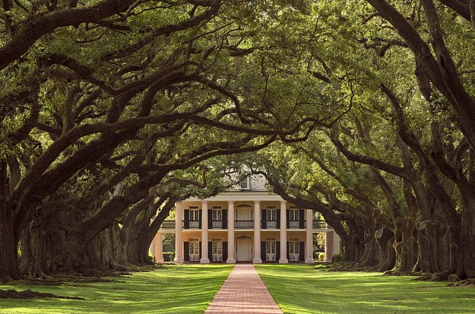 Oak Alley Plantation Tour with Pickup from New Orleans - The Scenic Ride Back: Bonnet Carré Spillway Bridge and Lake Pontchartrain Views