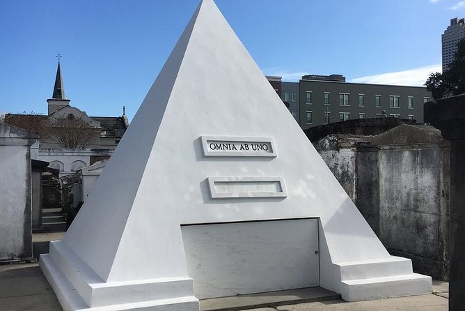 One Hour Saint Louis Cemetery Number One Walking Tour - Who This Tour Works Best For