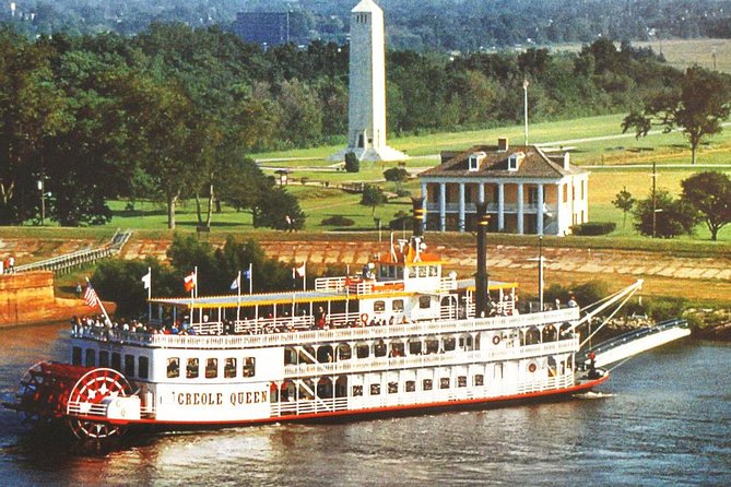 Paddlewheeler Creole Queen Historic Mississippi River Cruise - The on-board historian: why the narration is the star of the show