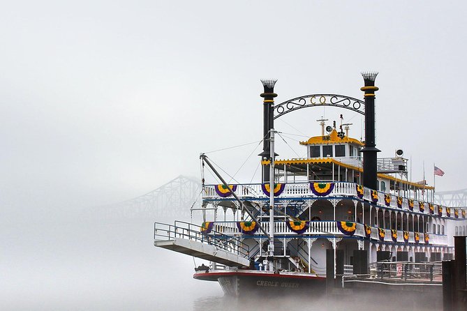 Paddlewheeler Creole Queen Jazz Dinner Cruise in New Orleans - The Music and the River: Jazz All Night, Views on the Promenade