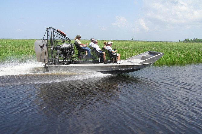 Private Airboat Ride and Plantations Tour with Gourmet Lunch from New Orleans - A 9-Hour Mix of Cajun Swamps and Creole Mansions