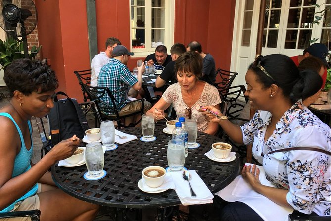 Private New Orleans Food Tour of the French Quarter - Guide + group format: why private matters here