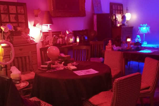 Private Tour and Seance at the House on Bourbon - Inside the Haunted House: What the First Part Really Gives You