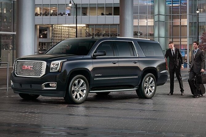 Private Transfer in a Luxury Vehicle to and/or from MSY Airport - Communication That Keeps You Calm When Flights Change