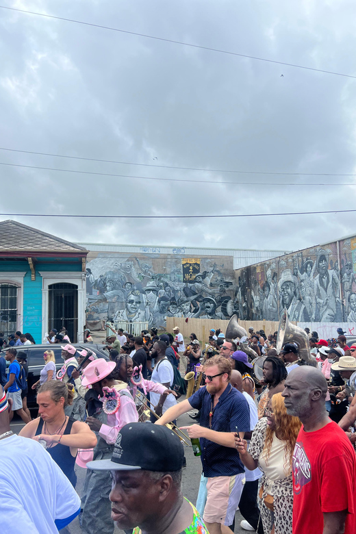 Second Line Tour & Music Experience - When This Tour Makes the Most Sense for You