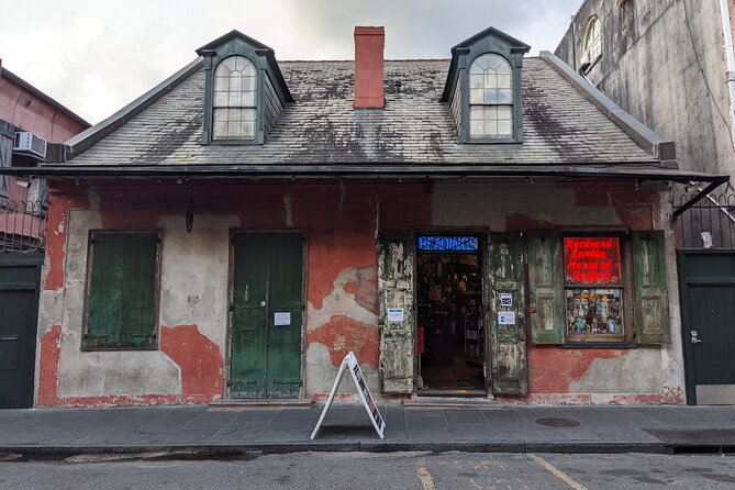 Self-Guided Walking Tour French Quarter In New Orleans - Pat O’Brien’s to the Voodoo Stops: Hurricanes, Legends, and Names to Watch